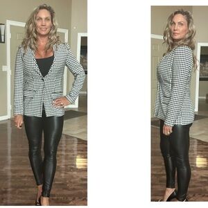 T Tahari black white houndstooth single breasted blazer classy Sz 10
